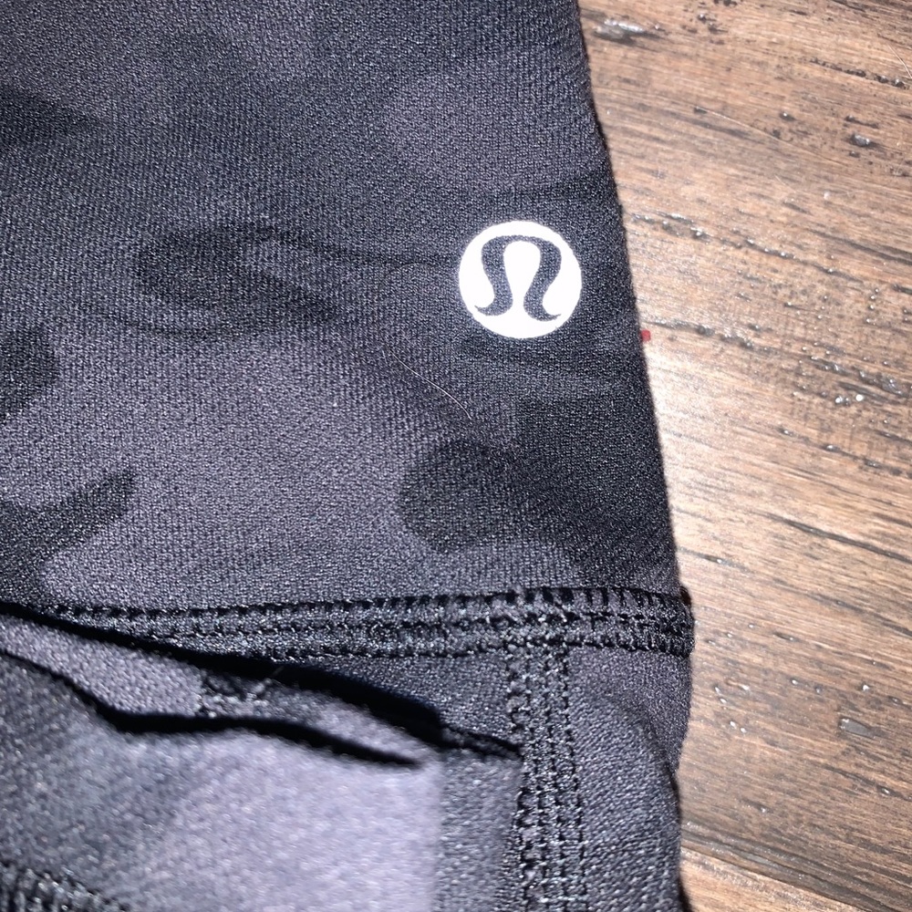 Lululemon size4  camo